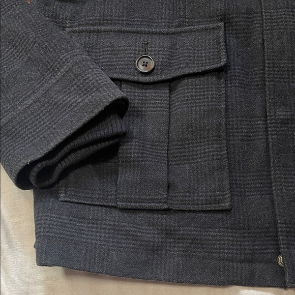 Wool Jacket Winter Coat Size Large. Gently Used. - Picture 6 of 7